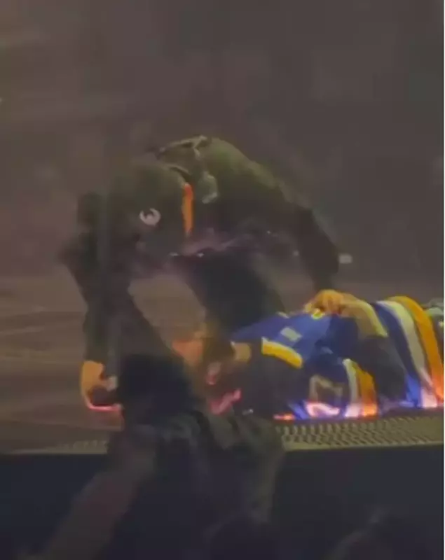 post-malone-a-cazut-pe-scena-2