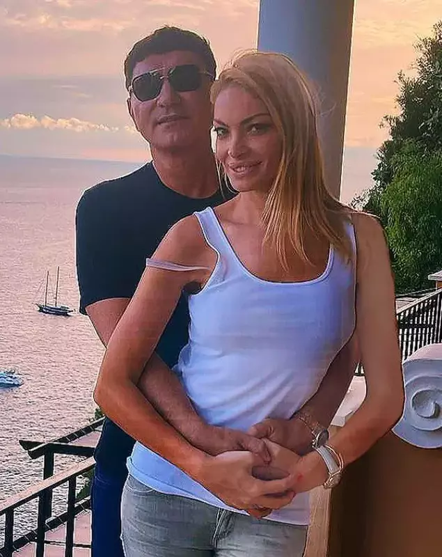 valentina-pelinel-si-cristi-borcea-vacanta-capri-2