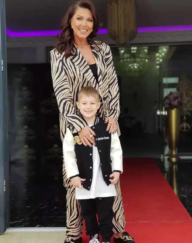 ilinca-vandici-bona-zian-baiatul-ei-5