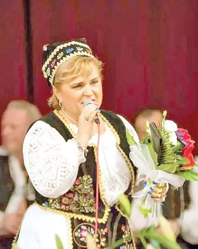 nicoleta-voica-grasa-2-15151515151