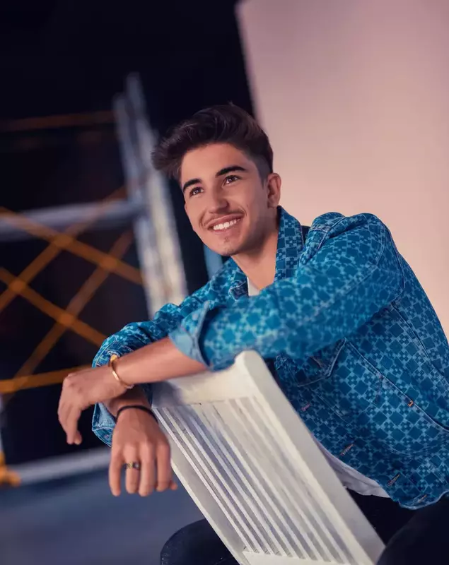 sebastian-dobrincu-4