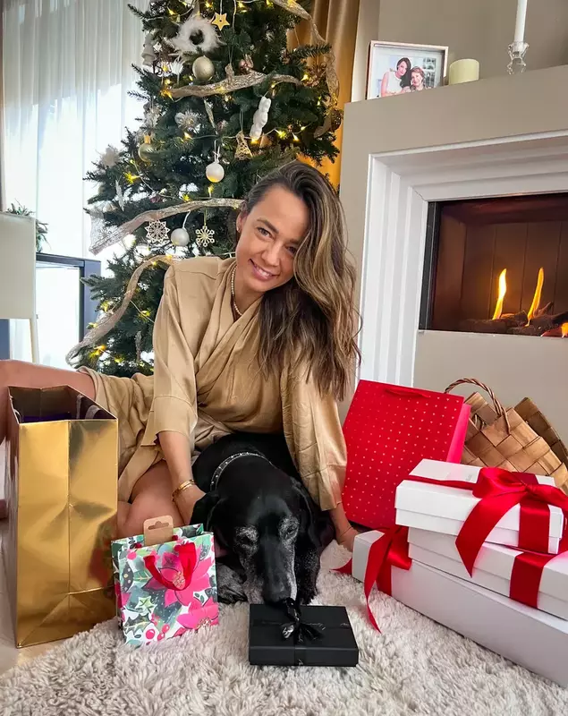 3216120445231018098529218344120141018832280n