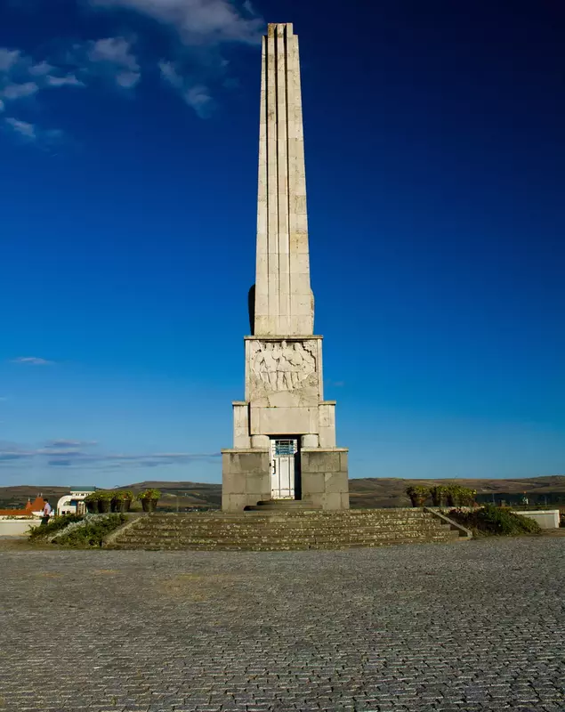 Obeliscul lui Horea, Cloșca și Crișan. Foto: Wikipedia