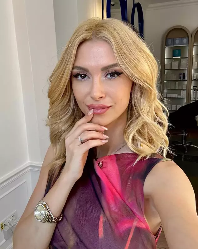 andreea-balan-avere-1