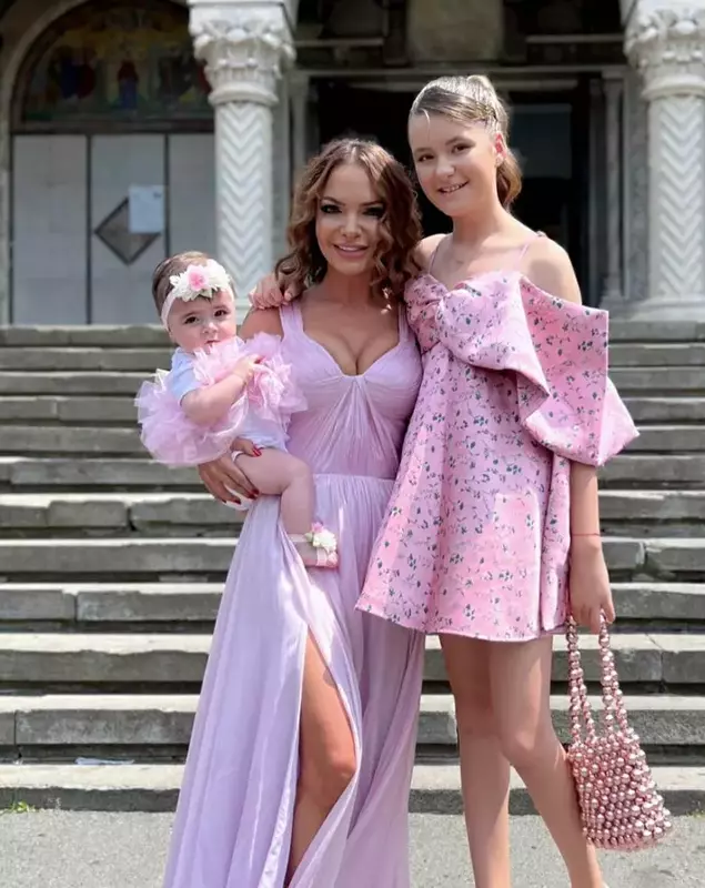 andreea-antonescu-botez-fetita-2