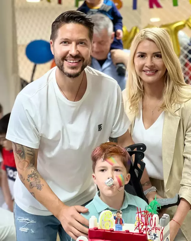 337840323125628853832072625392153364000696n