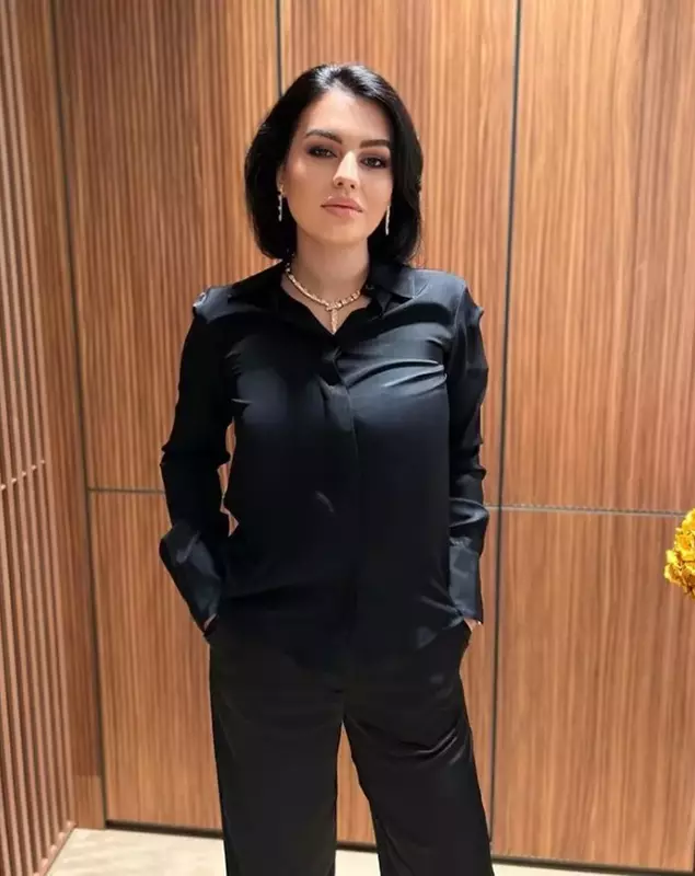 romina-gingasu-bogata-proprietati-8