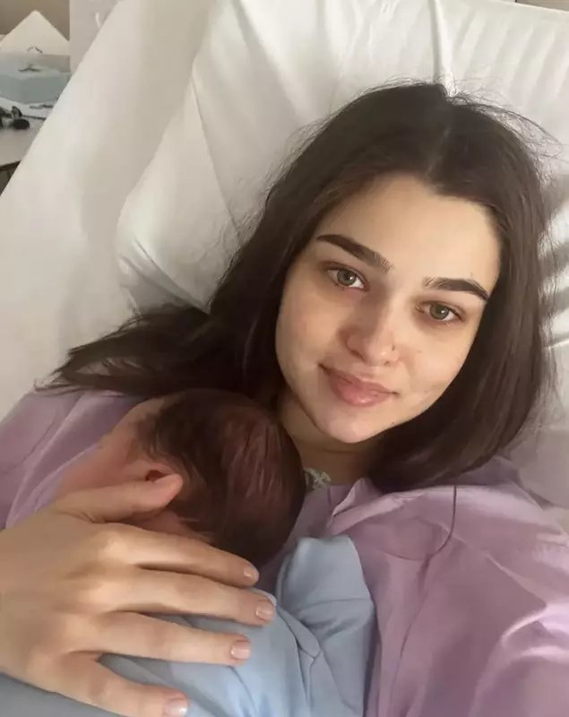 3538353458043340310622187977002801783075238n