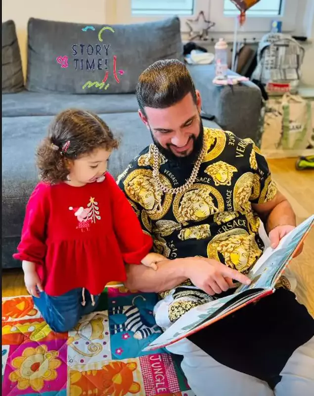 Dorian Popa, Crăciun în familie (6)