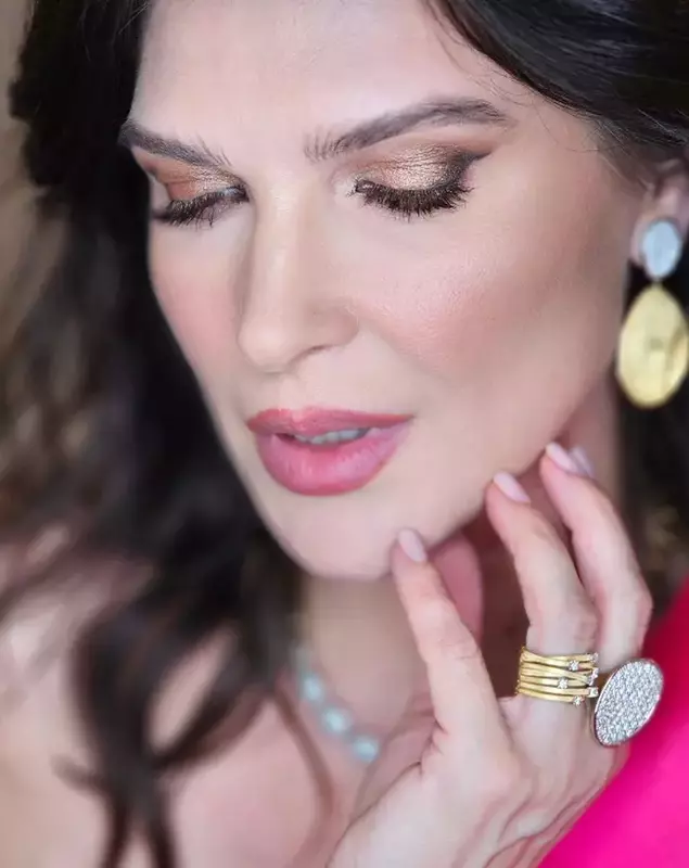 monica-birladeanu-valeriu-gheorghita-valentines-day-6