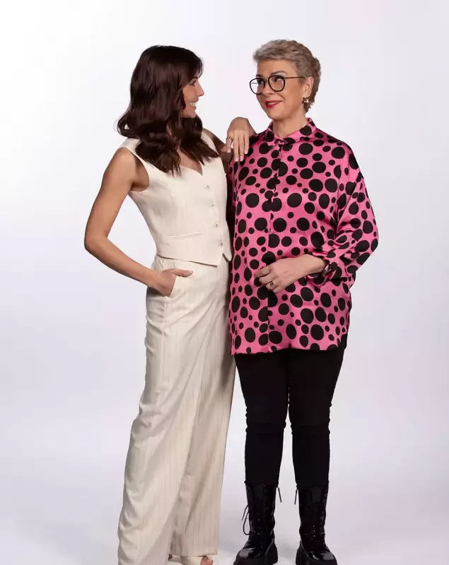 Teo Trandafir si Ilinca Vandici_Follow us! Kanal D2