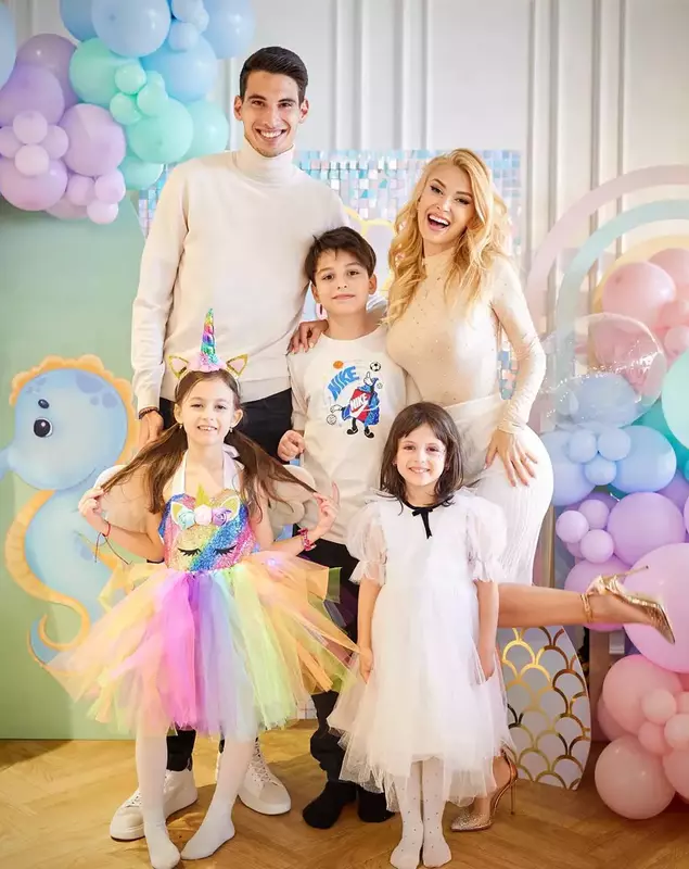 Clara, fiica Andreea Bălan și George Burcea, zi de naștere (5)