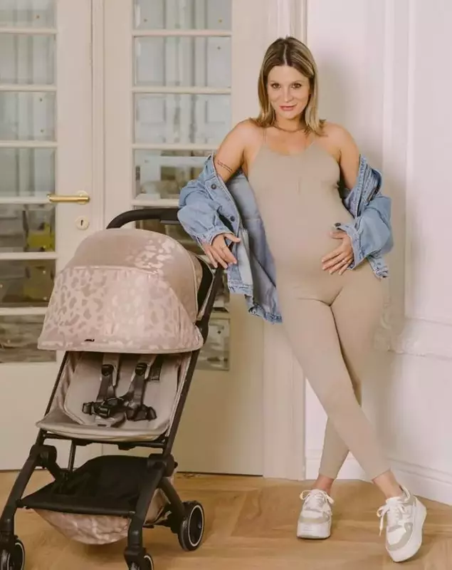 Ana Baniciu a născut (2)