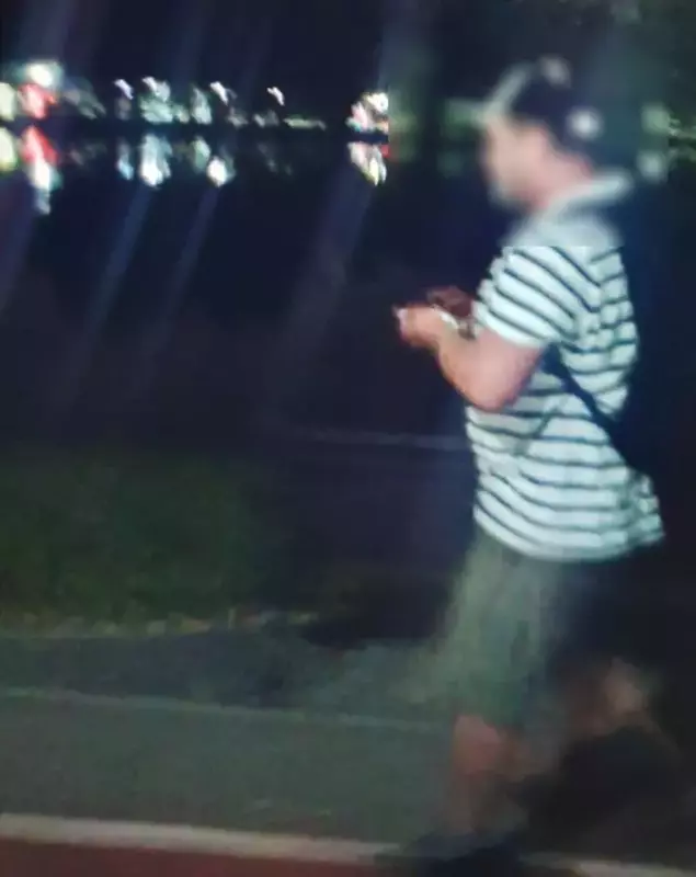 Bărbatul de 48 de ani a fost surprins de camerele video instalate în Parcul IOR