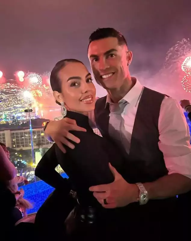 Cristiano Ronaldo și Georgina Rodriguez (2)