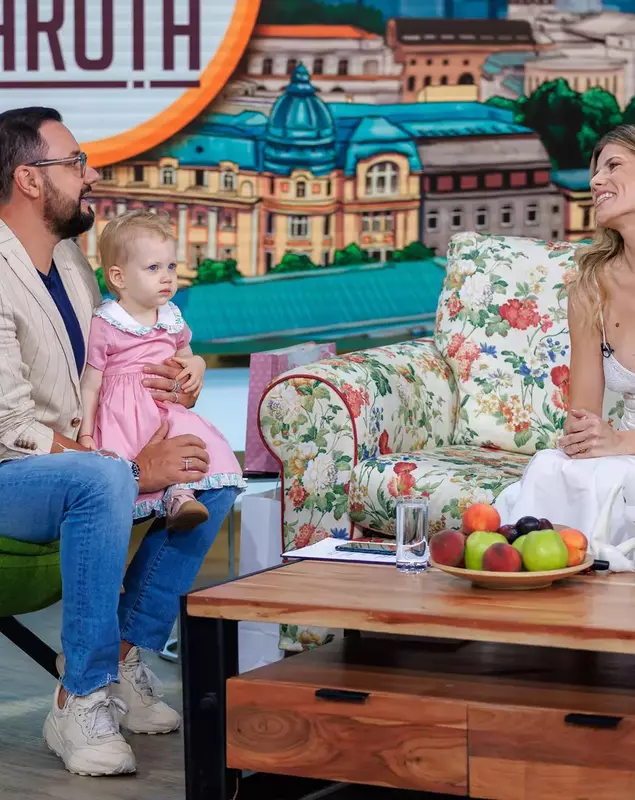 fetita roxanei hulpe 3