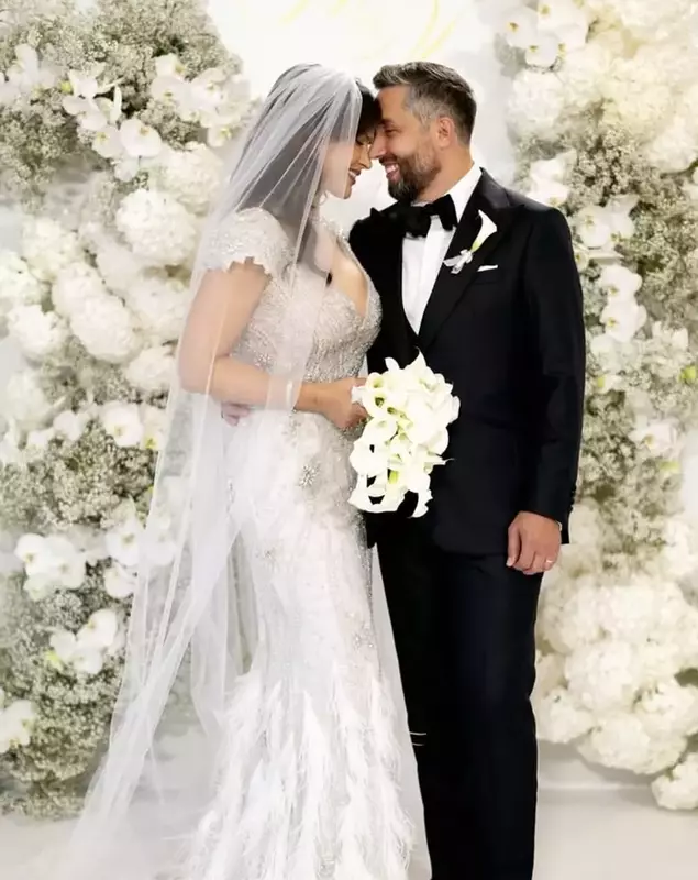 monica birladeanu si valeriu gheorghita nunta (4)