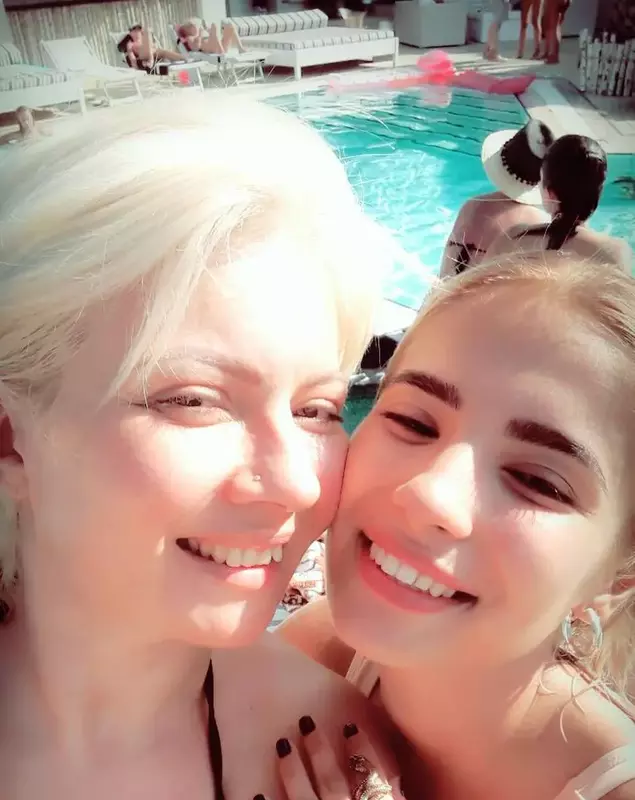 32620881_1785520238135636_5955015204361207808_n