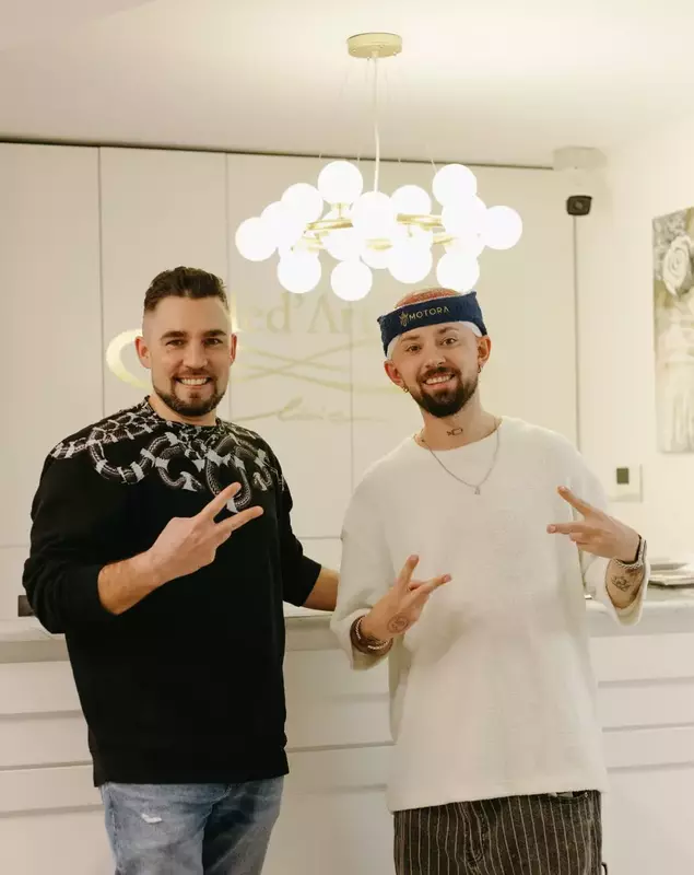 2d5213c1-7c1d-41b2-98a3-072b8bd951a6