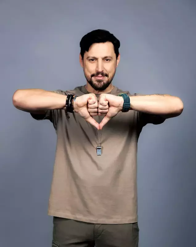 Daniel Pavel, prezentator Survivor Romania