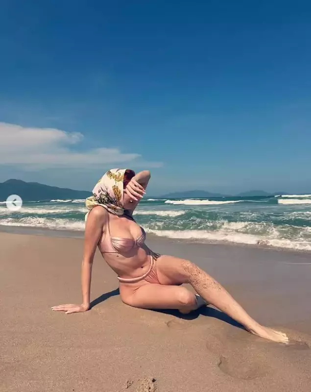 lidia buble in costum de baie 8