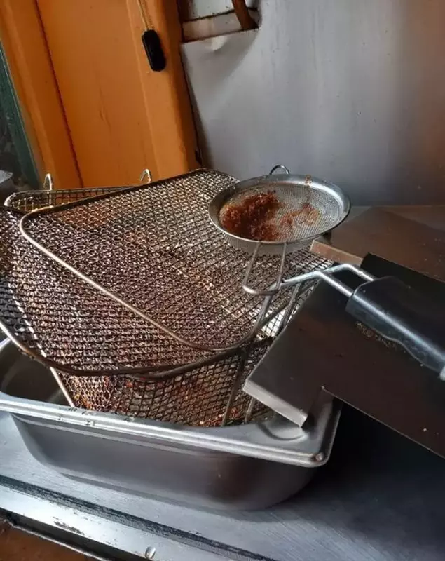 nereguli găsite de inspectorii ANPC în mai multe restaurante din zona Herăstră, 24 martie 2025 (5)