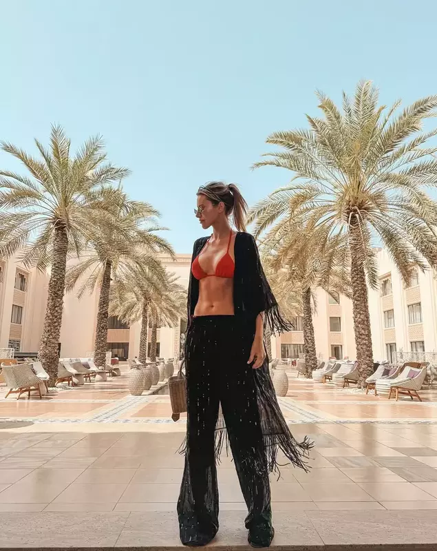 Gabriela Prisăcariu, soția lui Dani Oțil, în vacanța de Paște din Oman