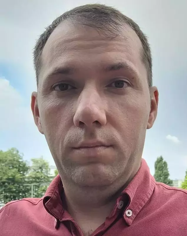 Bogdan Grădinaru, frate Mirabela Grădinaru