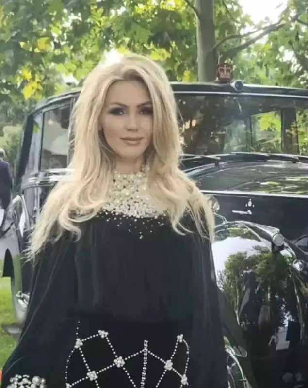 Mihaela Botezatu (2)