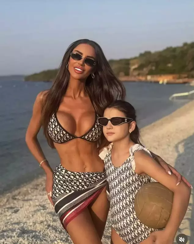 Bianca Dragusanu si fiica Sofia vacanta Bodrum (2)