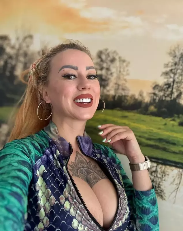 Larisa Dragulescu 10