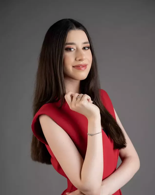 Sabina Pantazi, noua prezentatoare meteo de la Observator 6, la Antena 1