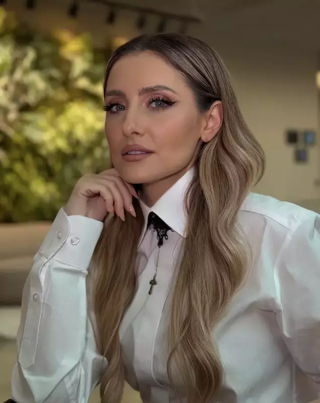 Edited in Tezza with: Cocoa