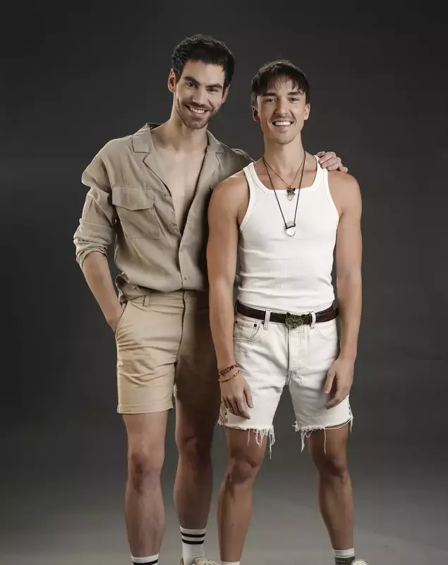 Emil Renge și Alejandro Fernandez, iubitul lui, la Asia Express 2025