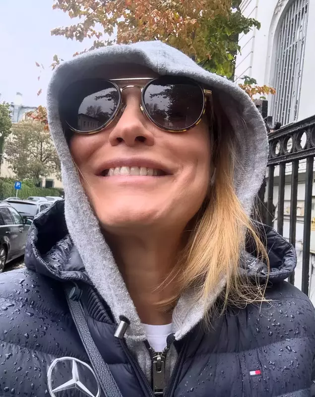 andreea esca pe ploaie