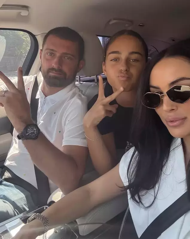 Fiica lui Gabi Tamaș (1)