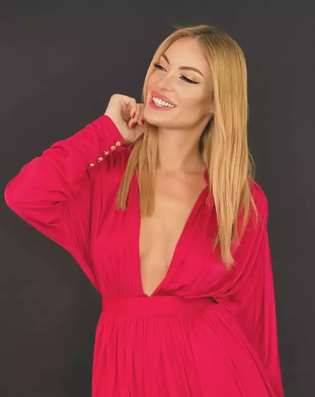 valentina pelinel (1)