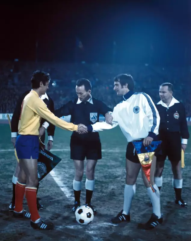 Imagine de arhivă cu Mircea Lucescu. Foto: Imago Images