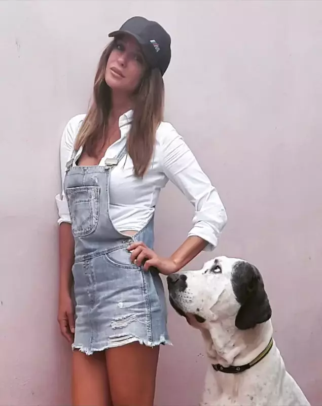 Tani Budi si cainele ei