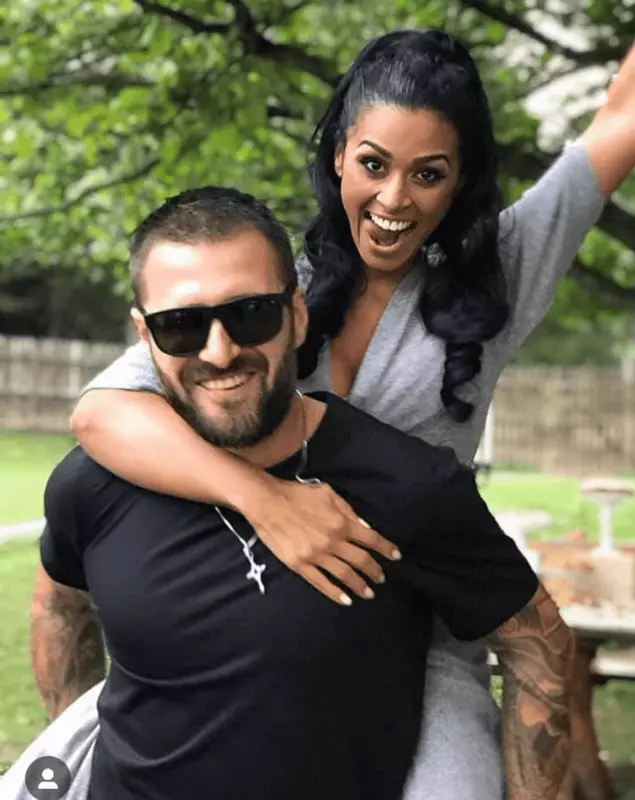 VIDEO Majda Aboulumosha, despre relația pe care o are de 5 ani cu fostul soț al lui Laurette: „Mă adoră”