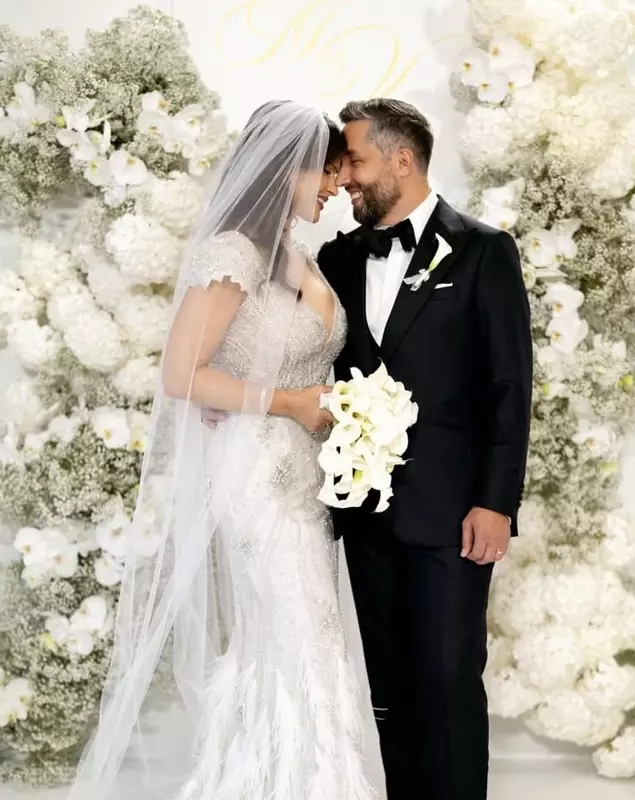 monica birladeanu si valeriu gheorghita nunta (4)