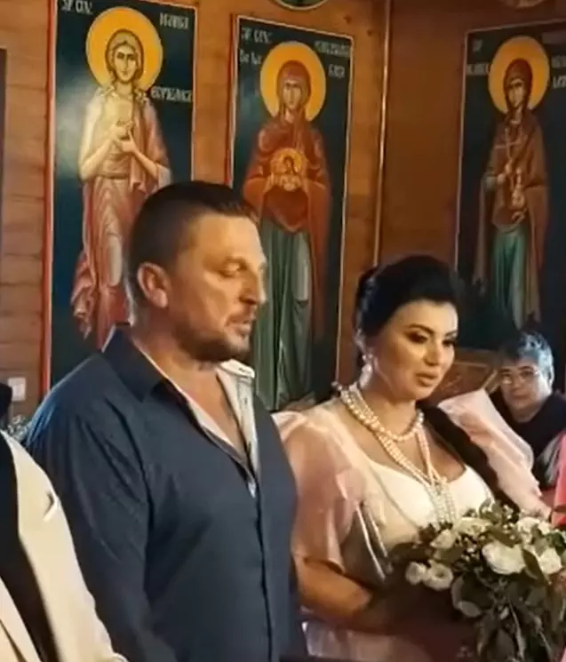 adriana-bahmuteanu-copil-cu-logodnicul-george-2