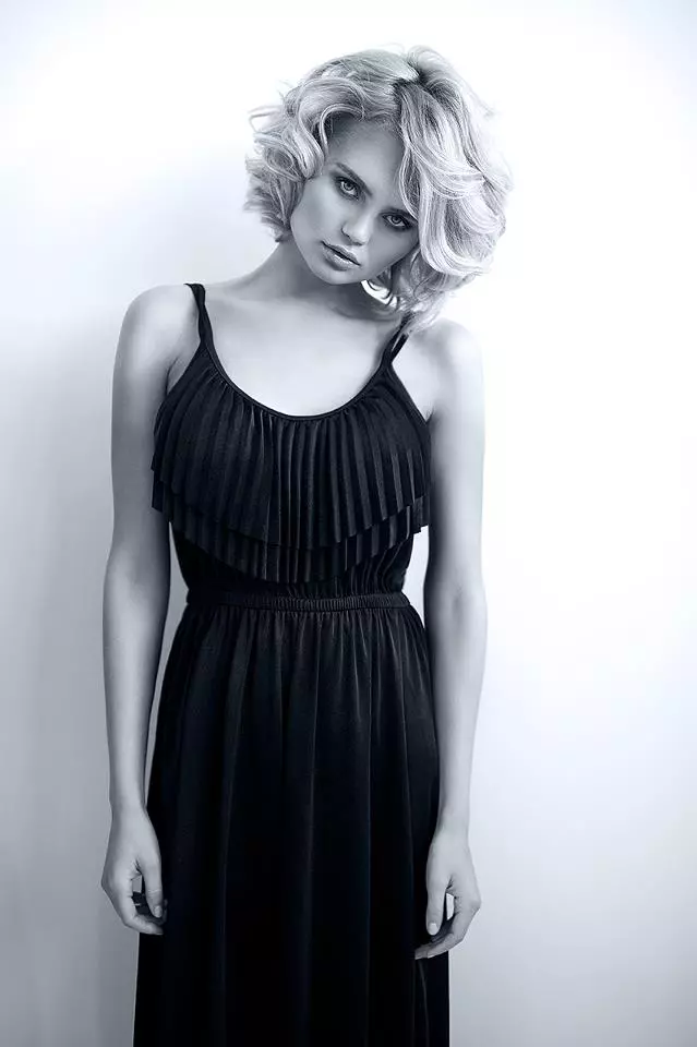 601077_526443620720855_326063900_n