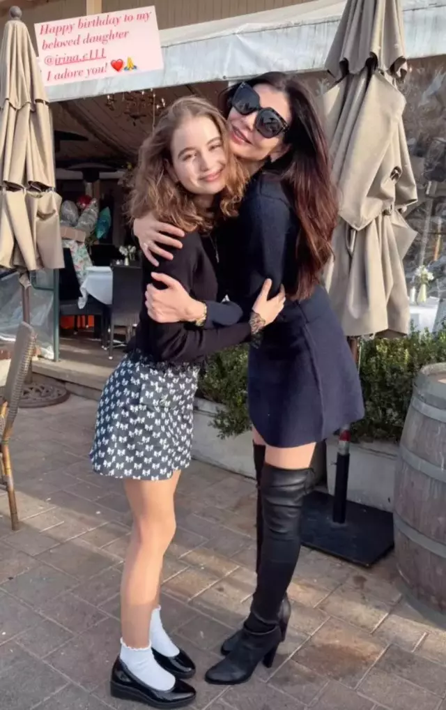 Irina Columbeanu și Monica Gabor