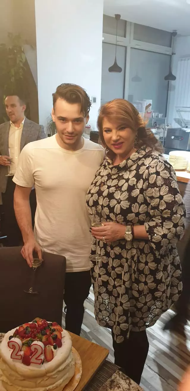 7877099049250951908588997437468100523458560n