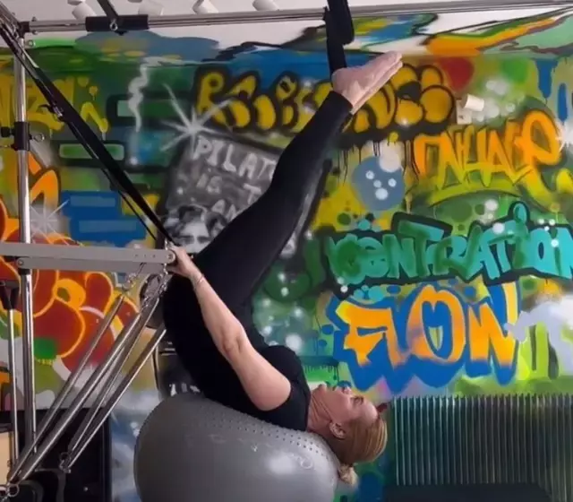 andreea-esca-lumanarea-1