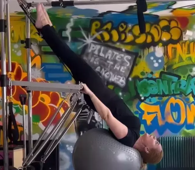 andreea-esca-lumanarea-4