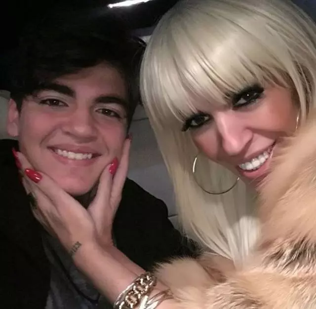 raluca-badulescu-si-fiul-ei-alexandru-4