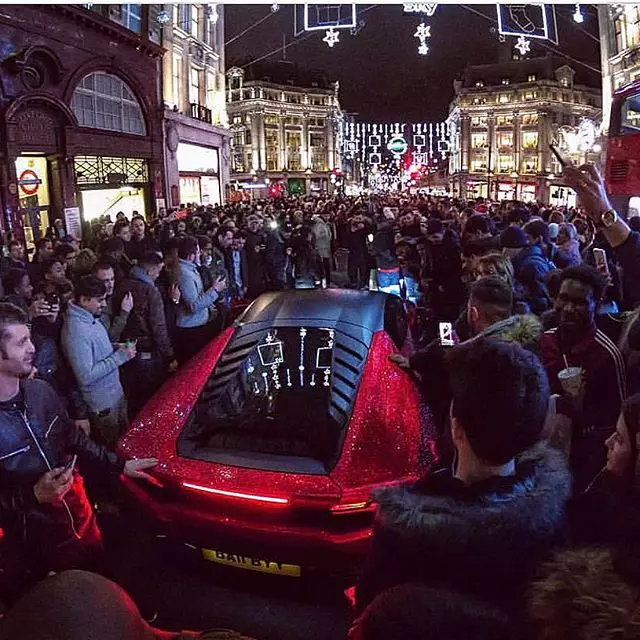 Lamborghini Huracan, acoperit cu cristale Swarovski (1)