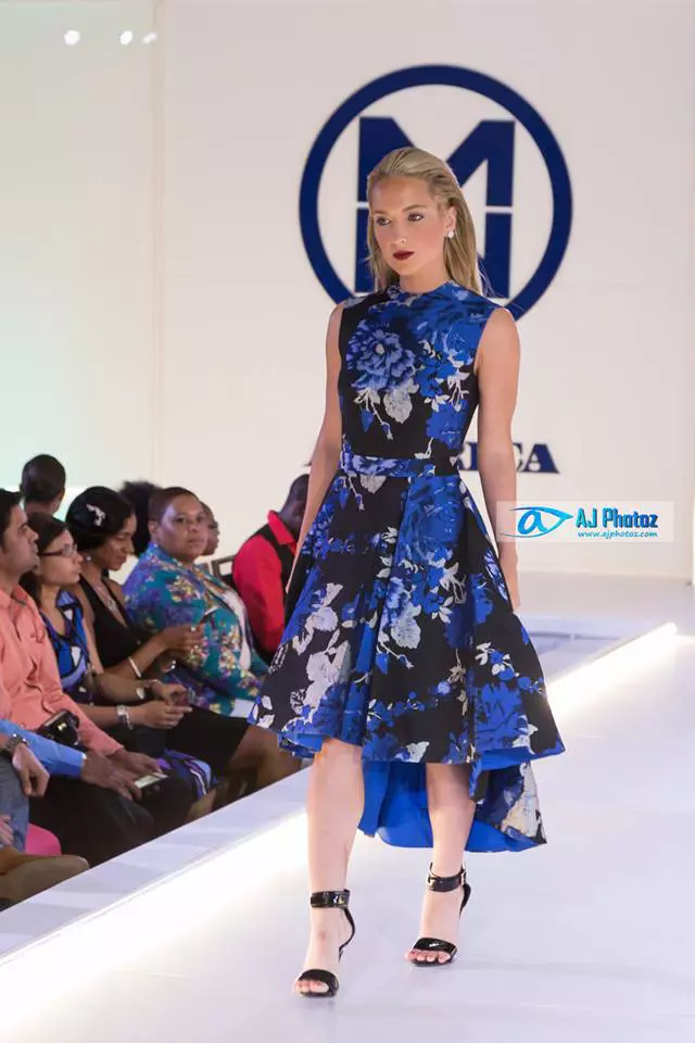 A renunțat la titlu de Miss (Maude Gorman Facebook)